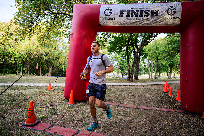 Huntter Hufferd finishing The Hawk’s 100 miles. Photo by Kristi Mayo/Mile 90 Photography